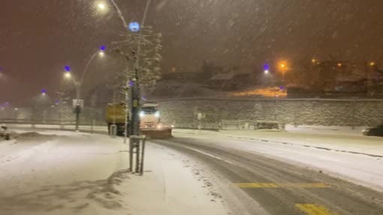 Malatya Büyükşehir Belediyesi'nden karla mücadele seferberliği
