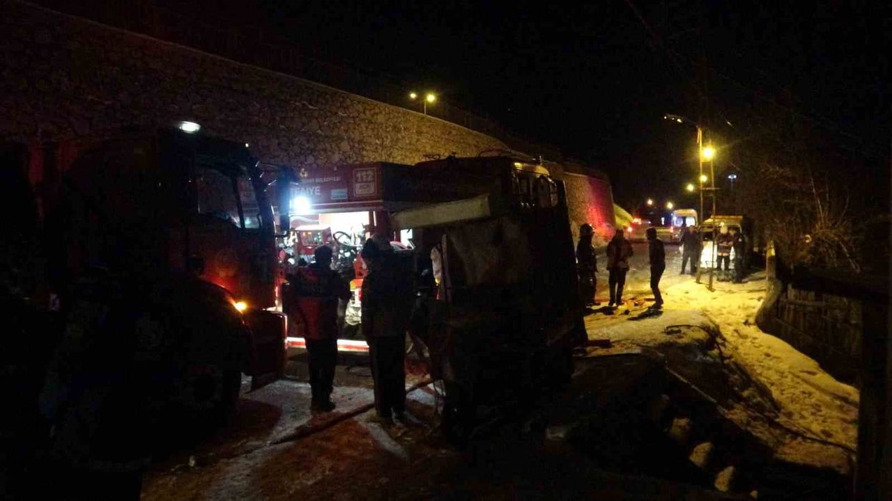 Malatya'da müstakil ev yangını: Mahsur kadın kurtarıldı