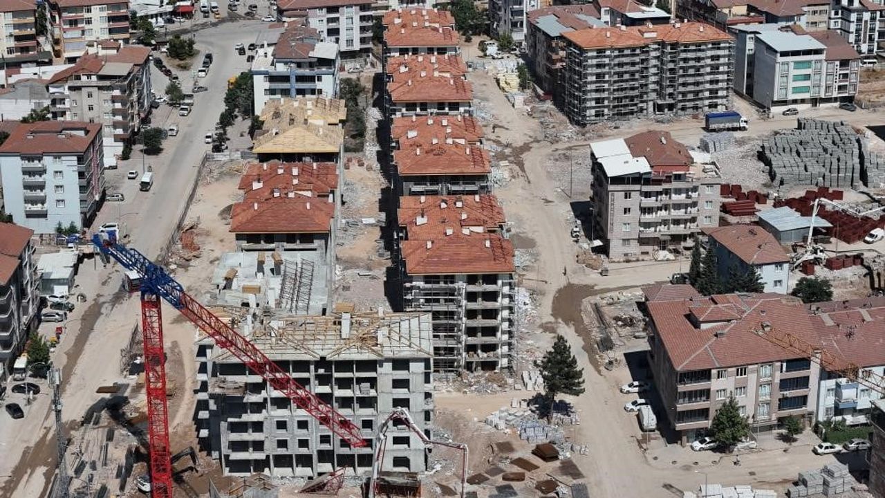 Malatya’daki Velioğlu Apartmanı ve Meral İş Hanı davalarında karar açıklandı
