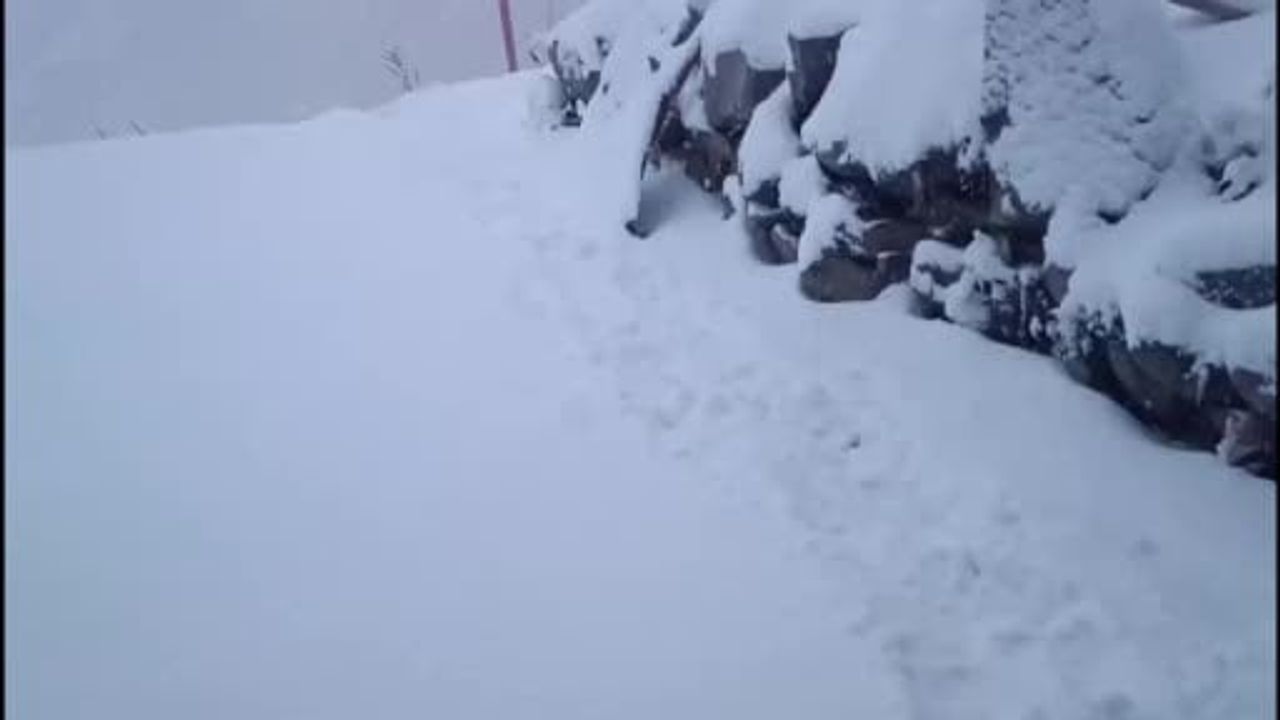 Malatya kırsalında kar yaşamı zorluyor