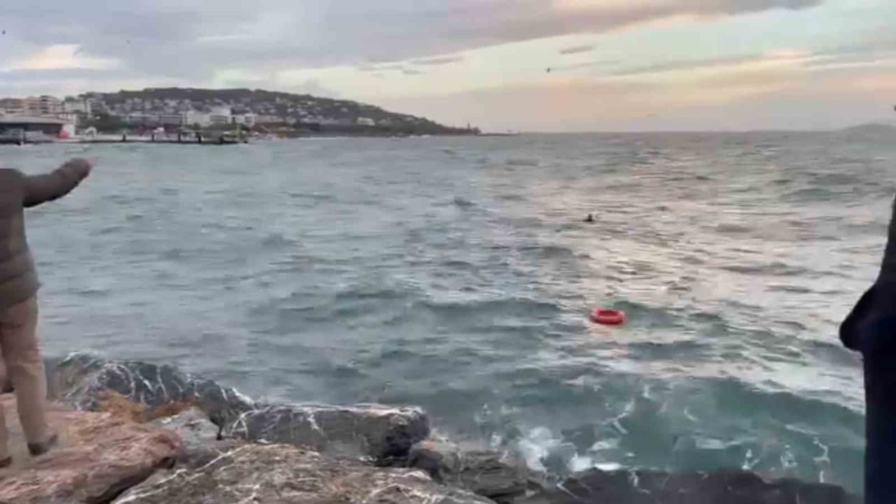 Maltepe sahilinde denize giren Murat Y. boğuldu