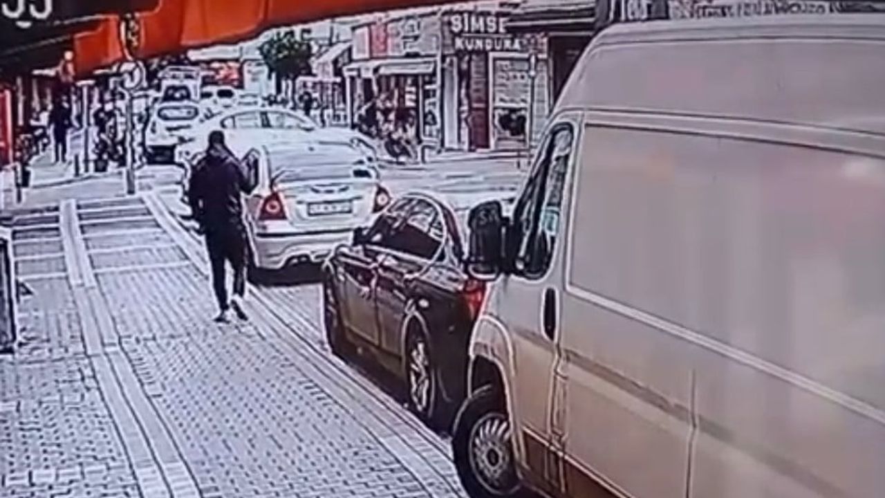 Manavgat'ta otomobil ile motosiklet çarpıştı: 1 yaralı