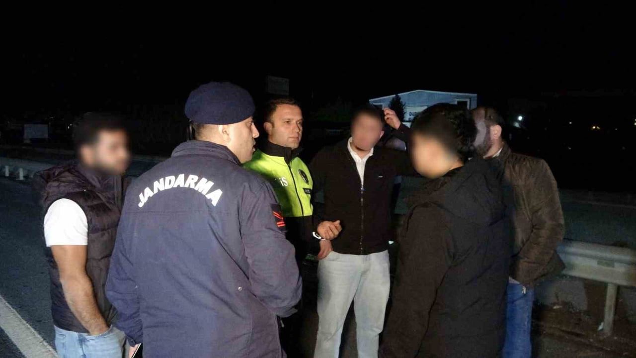 Manavgat'ta zincirleme kazada 2 ehliyetsiz, 1'i alkollü çıktı