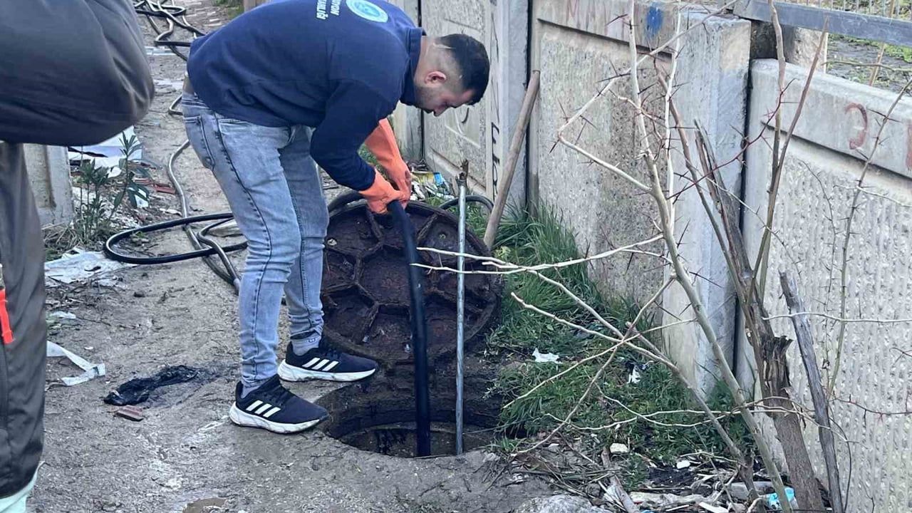 Manisa'da 'Rögarda bebek gördüm' iddiası: Ekipler seferber oldu