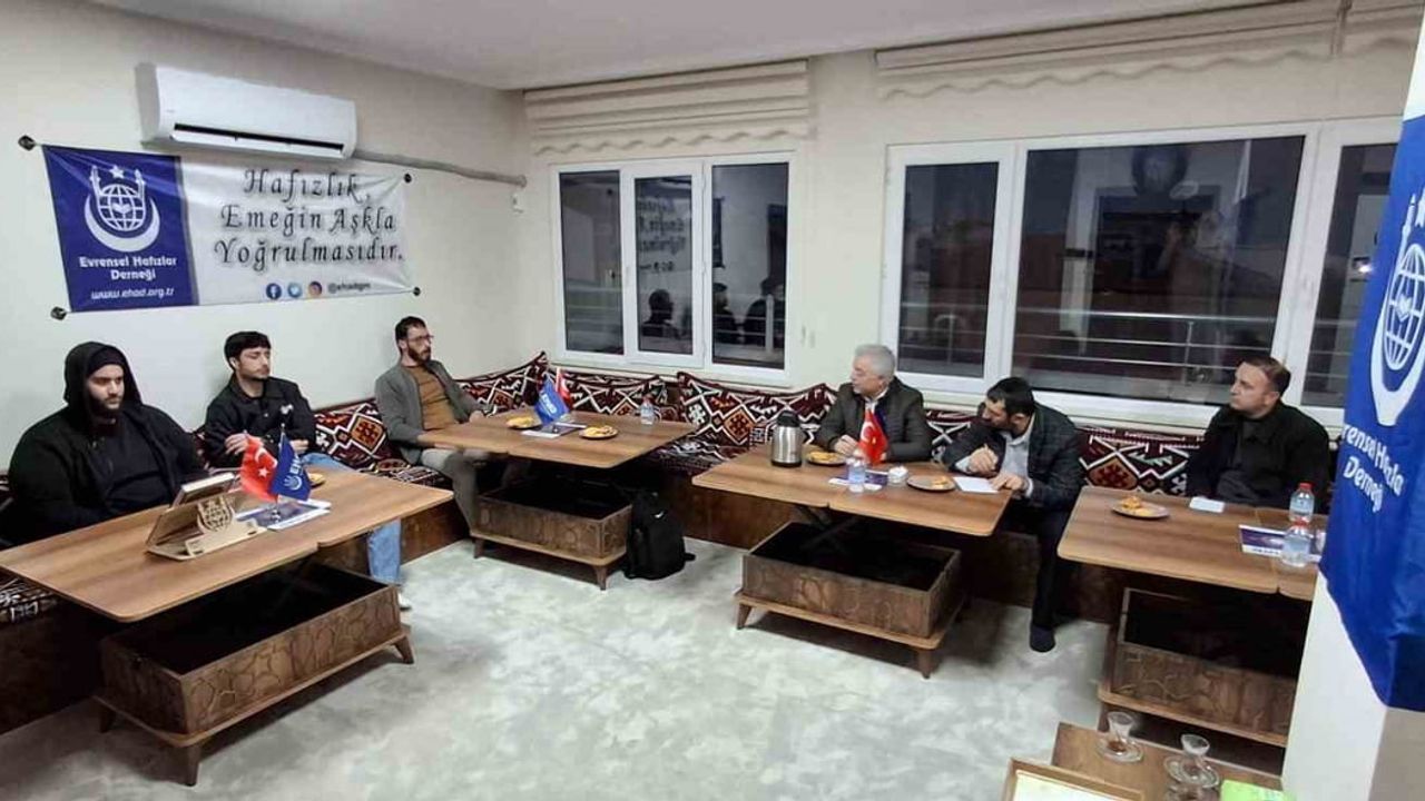 Manisa'da UDEF Kur’an-ı Kerim Güzel Okuma Yarışması seçmeleri yapıldı