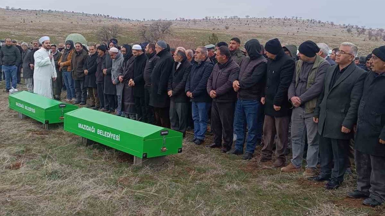 Mardin’de karne sevinci yarım kaldı: Buz tutan gölde iki çocuk toprağa verildi