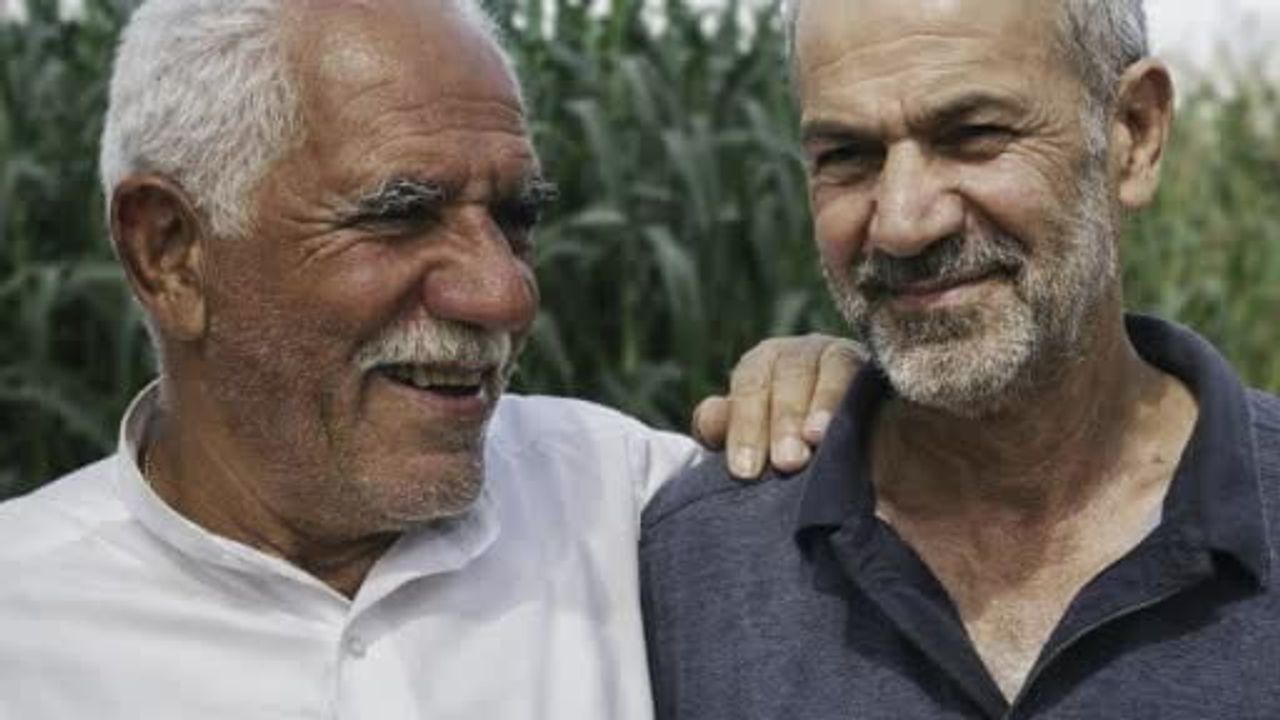 Mardin Kızıltepe'de baba ve oğlu beyin kanaması sonucu 1 gün arayla yaşamını yitirdi