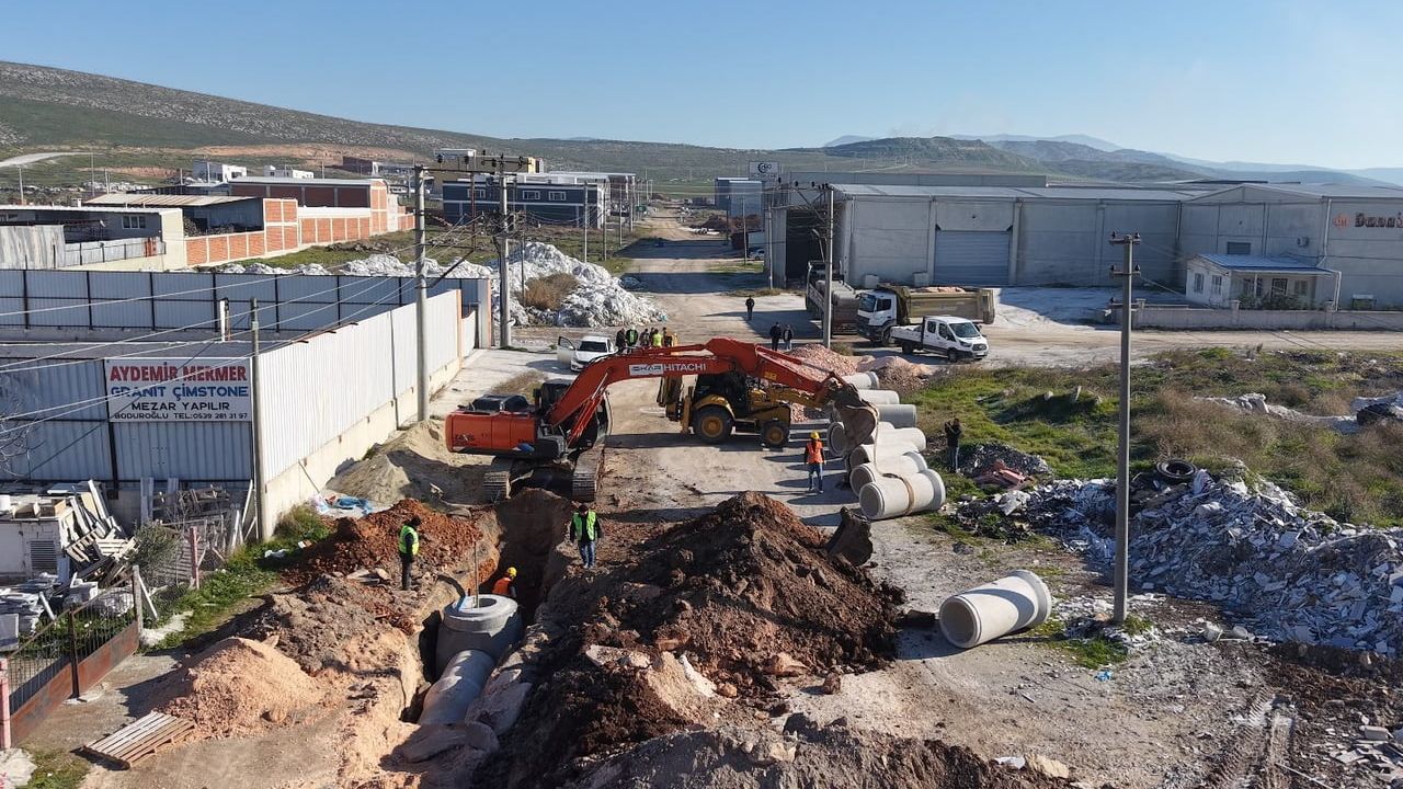 MASKİ, Akhisar Karaosmanoğlu Sanayi Sitesi’nde altyapıyı kalıcı hale getiriyor