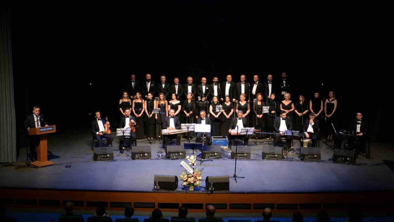 Medicana Bursa Korosu 'Yeni Yıla Merhaba' konseriyle beğeni topladı