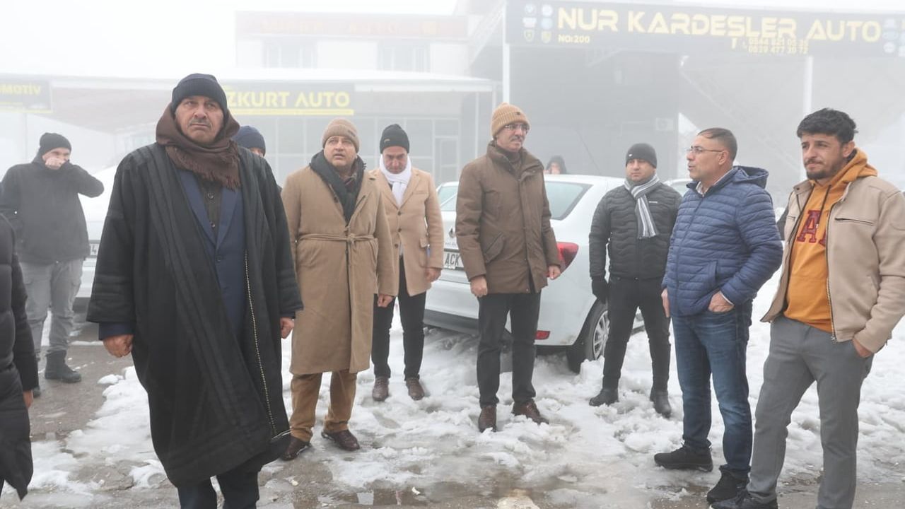 Mehmet Kuş, karda zarar gören esnafı ziyaret etti