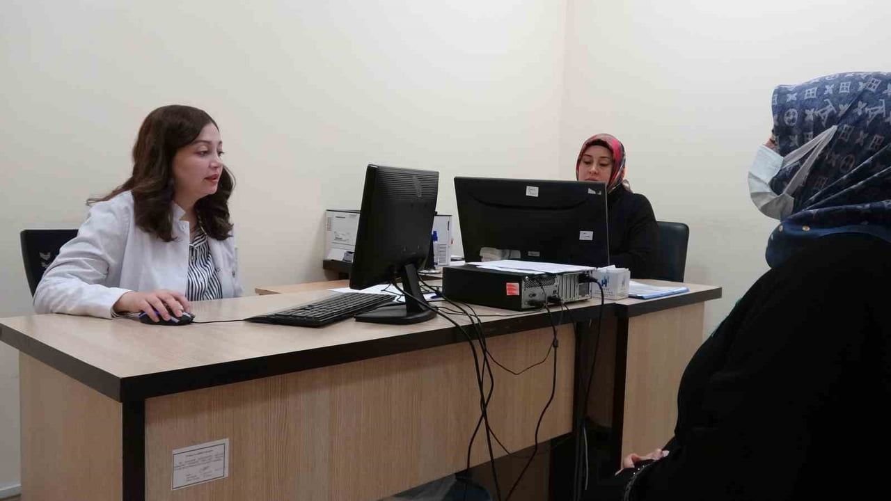 Meme kanserini yenen 60 yaşındaki kadından erken teşhis çağrısı