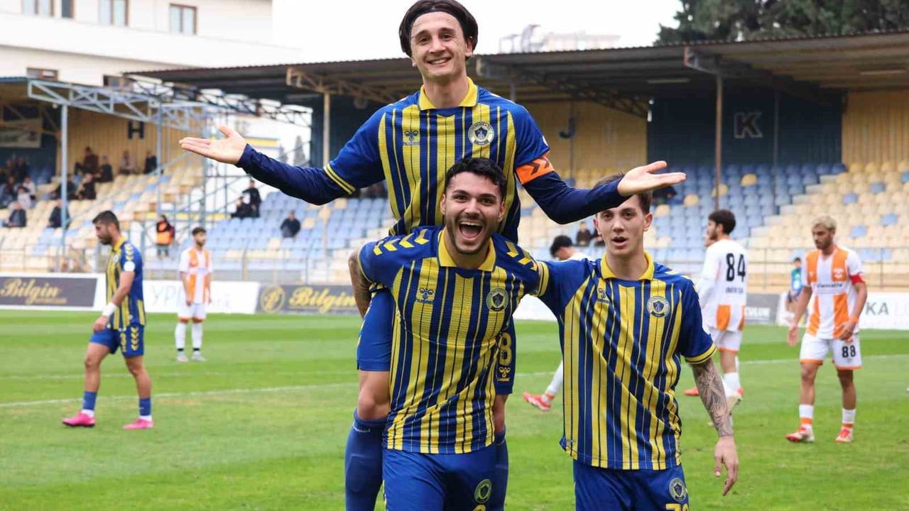 Menemen FK yükselişini sürdürüyor