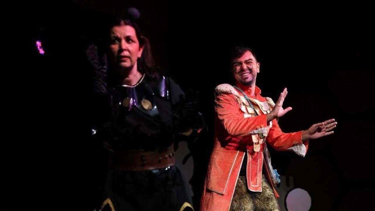 Merkezefendi Kent Tiyatrosu'nun Ocak Oyun Takvimi Açıklandı