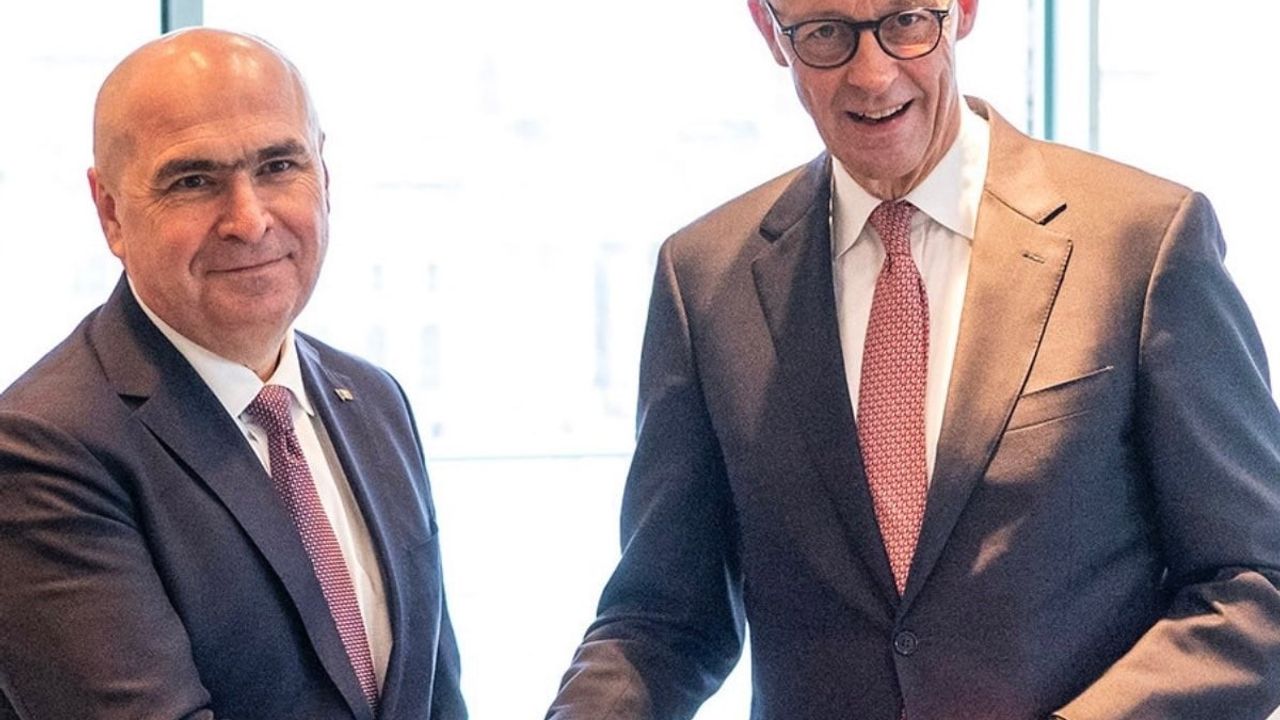 Merz: İran'da şiddetle ayakta kalan rejimin günleri sayılı