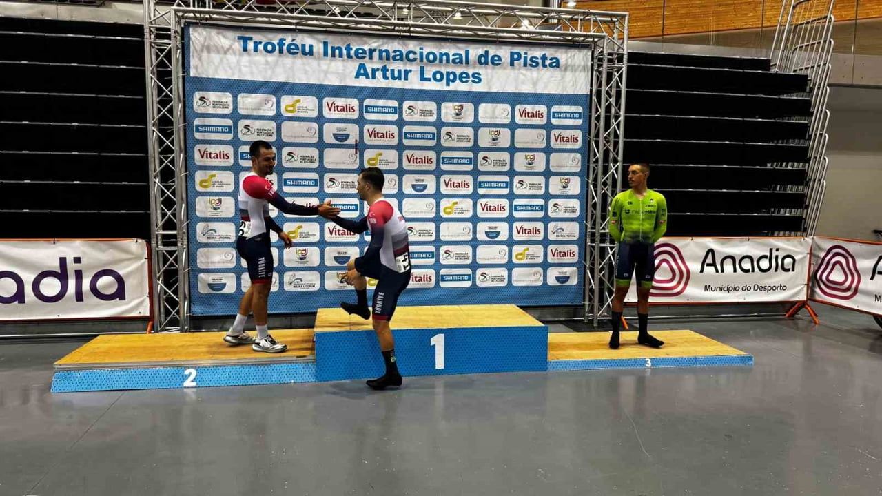 Milli bisikletçiler Portekiz'de kürsüyü paylaştı