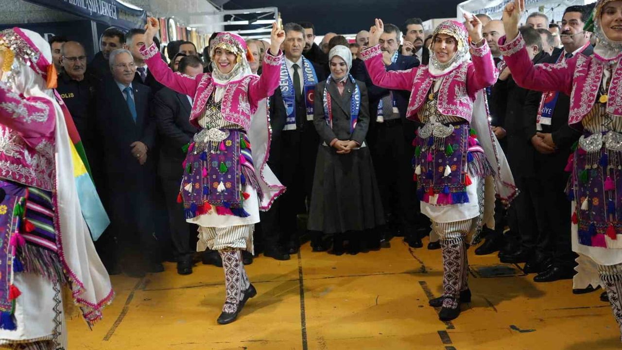 Milli Eğitim Bakanı Tekin: Türkiye Cumhuriyeti'nin mihenk taşlarından biri Erzurum'dur