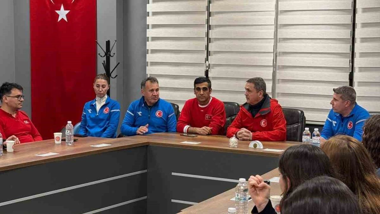 Milli Oryantiringciler Muğla’da Kampta Güç Depoluyor