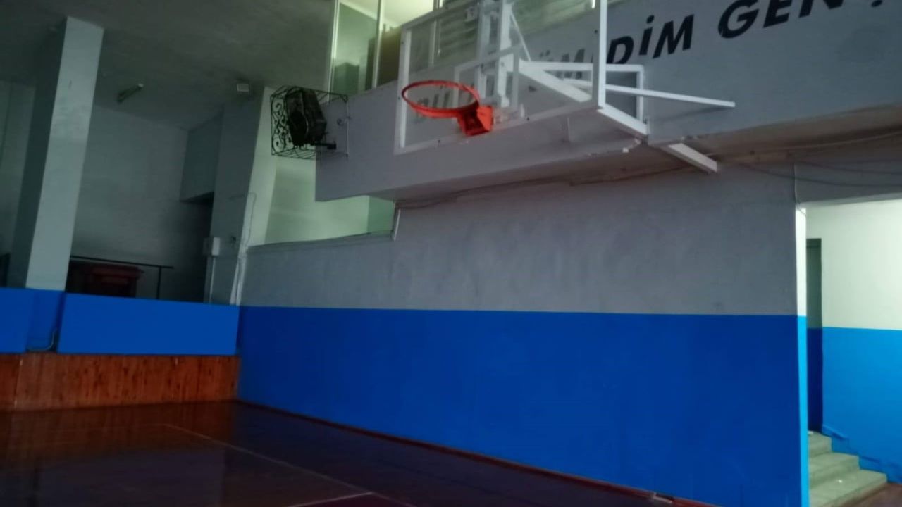 Mimar Sinan MTAL Spor Salonu Yenilendi