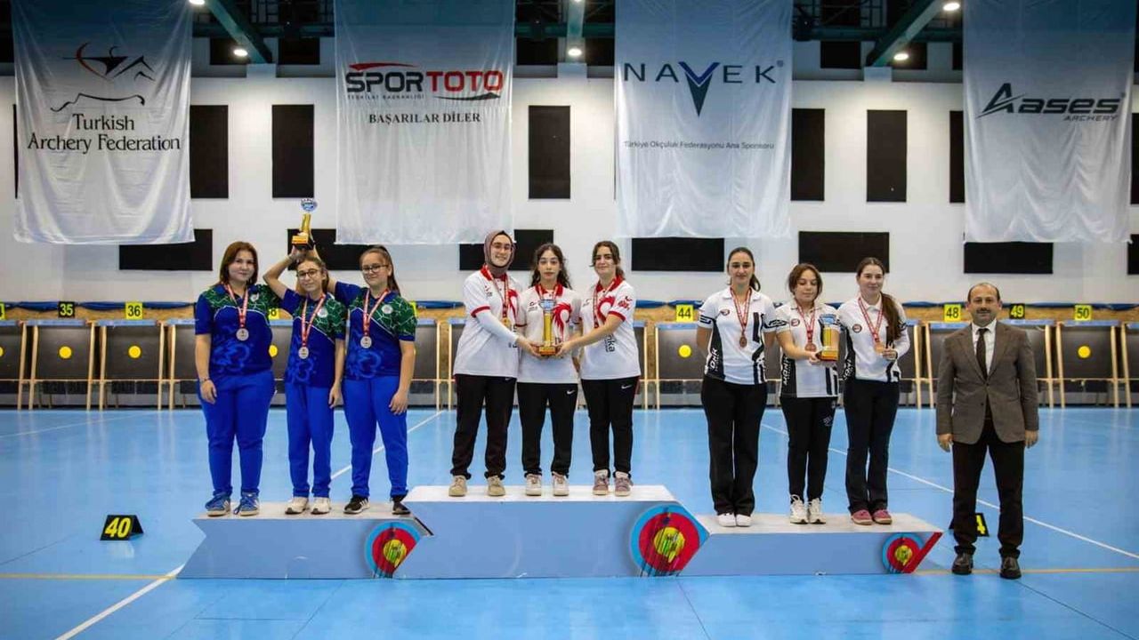 Muğla Büyükşehir okçuları Samsun Kış Kupası'nda iki gümüş, bir Türkiye şampiyonluğu