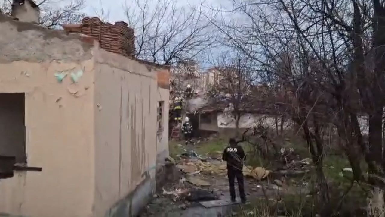 Muhtarın İsyanı: Eskişehir Gündoğdu'da Metruk Ev Yangını