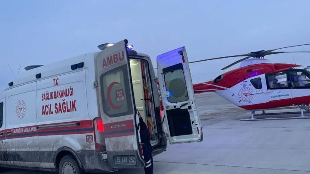 Muş'tan Van'a helikopter ambulansla sevk edilen 26 hafta 3 günlük prematüre bebek