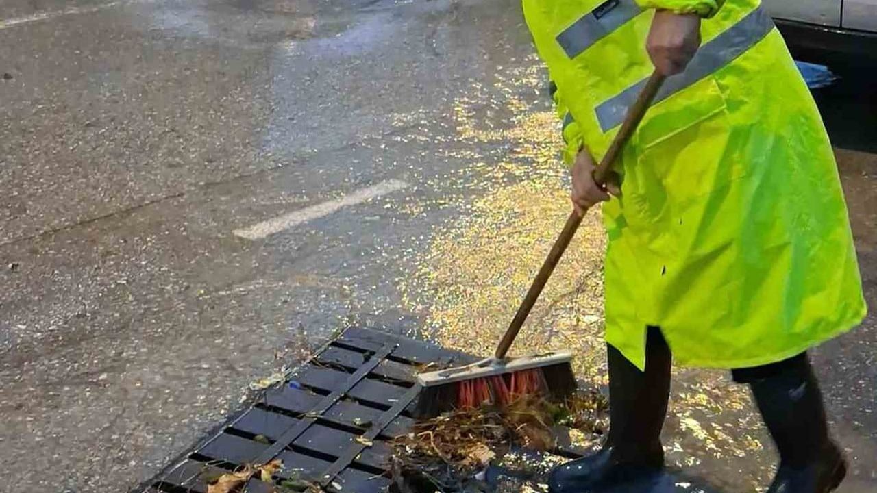 MUSKİ 24 saat yağmur mesaisinde — Muğla'da sahada çalışmalar sürüyor