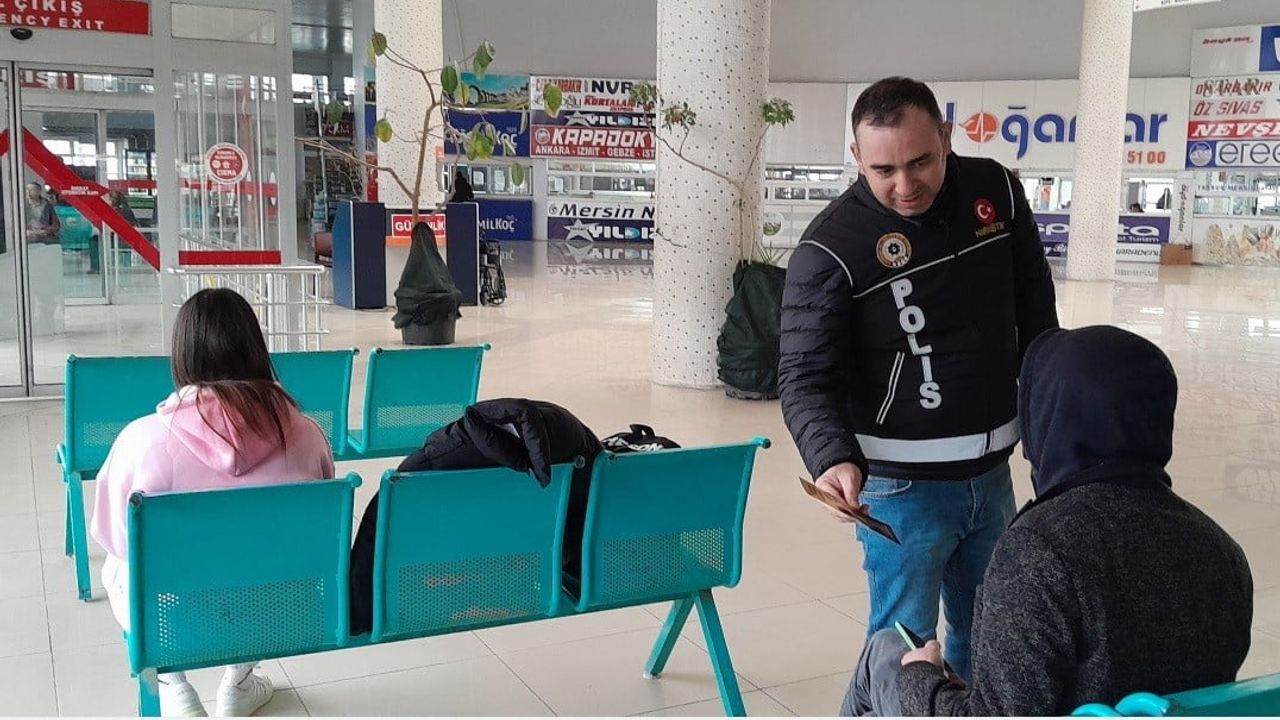 Narkotik ekiplerinden 29 Aralık-4 Ocak bilgilendirme etkinlikleri