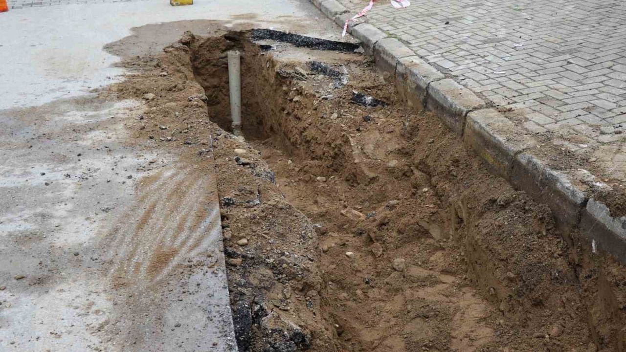 Nazilli’de yarım asırlık içme suyu şebekesi yenileniyor