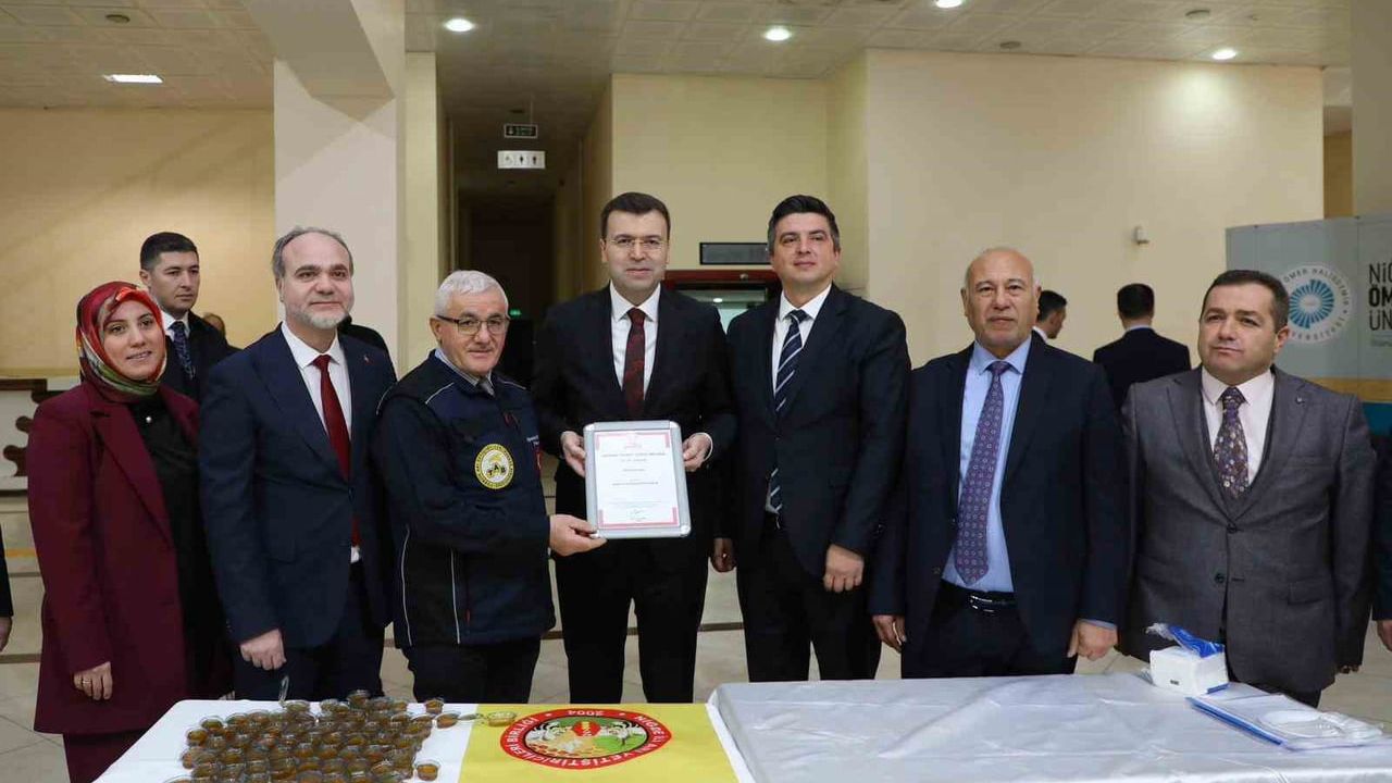 Niğde Geven Balı'na Coğrafi İşaret Tanıtımı ve Arıcılık Eğitimi Düzenlendi