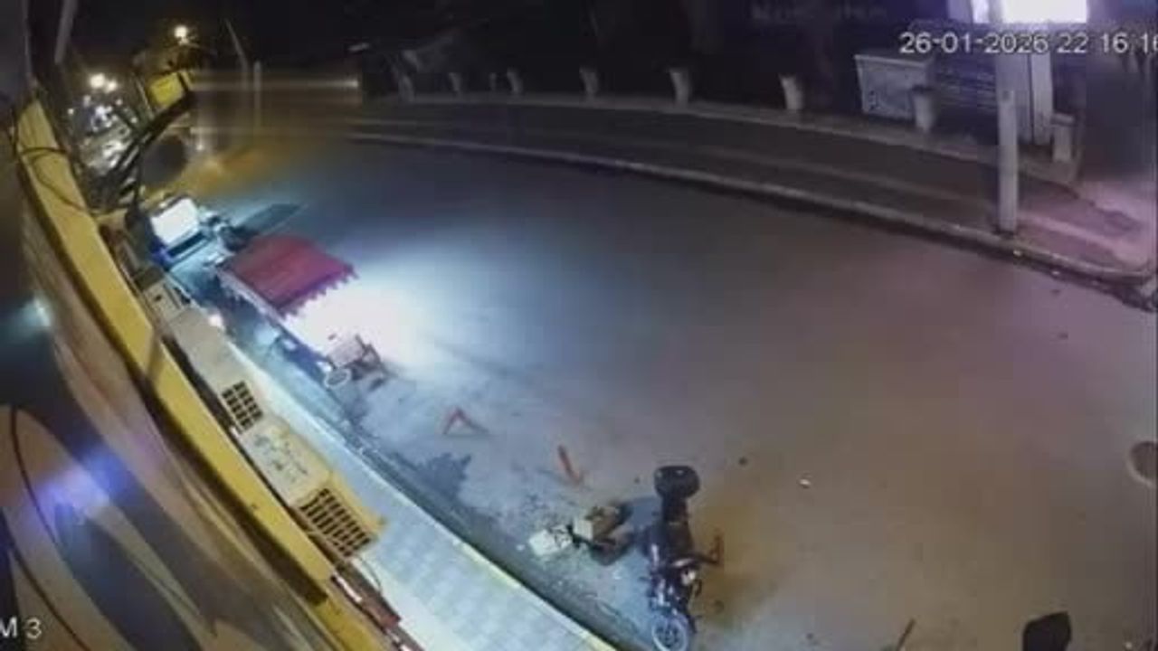 Nusaybin'de motosiklet kazası: 3 ağır yaralı