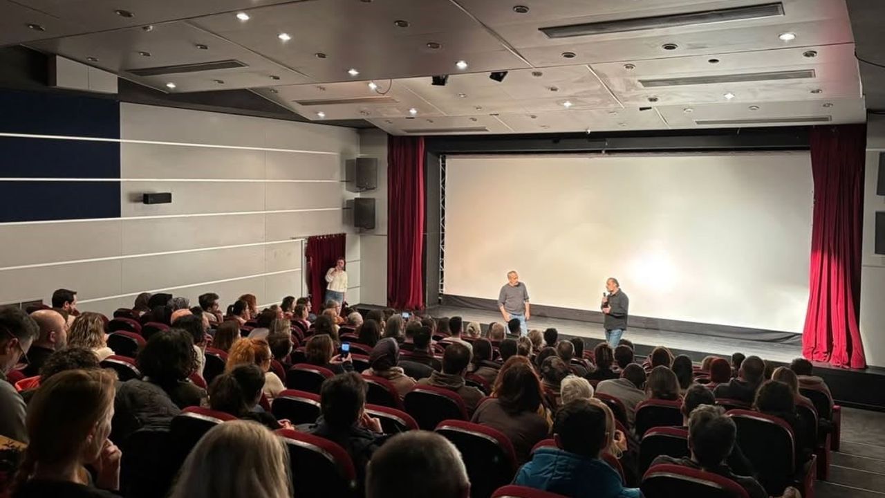 Ödüllü Yönetmen Özcan Alper 'Erken Kış' Nilüfer'de Gösterildi ve Söyleşi Yapıldı