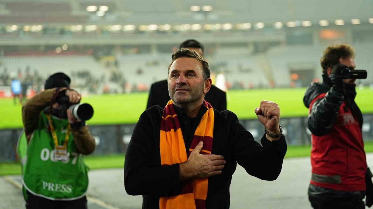 Okan Buruk, Süper Lig'de deplasmanda 50 galibiyete en hızlı ulaşan teknik direktör