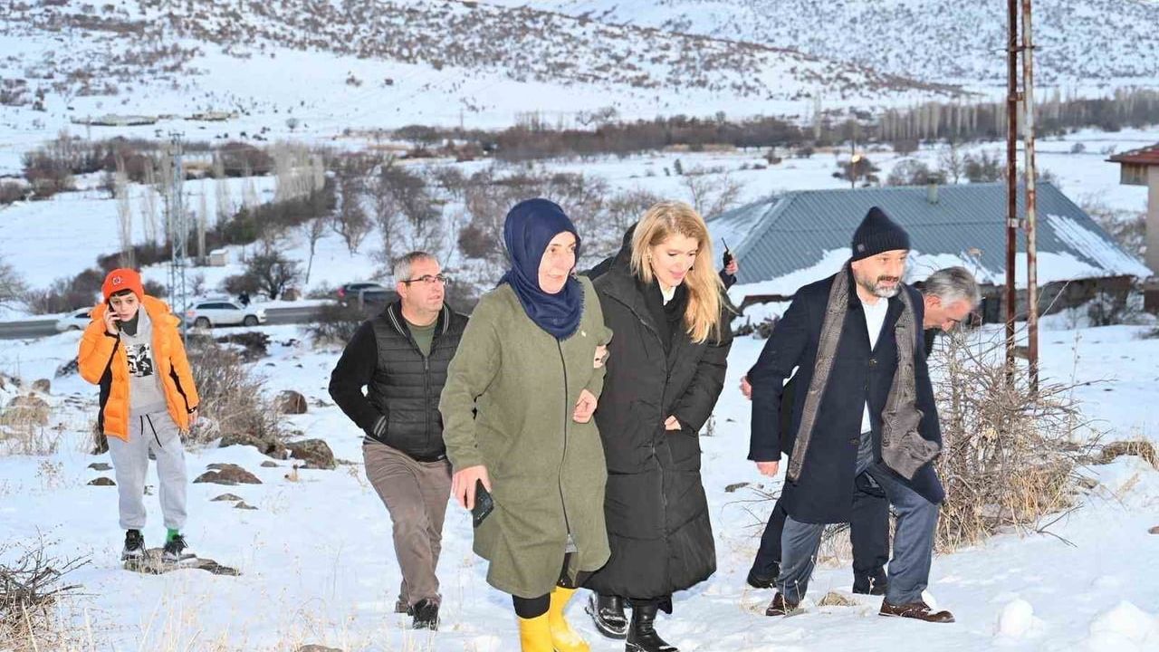 Ölmeztoprak Arguvan'da teşkilat toplantısı ve hane ziyaretlerinde