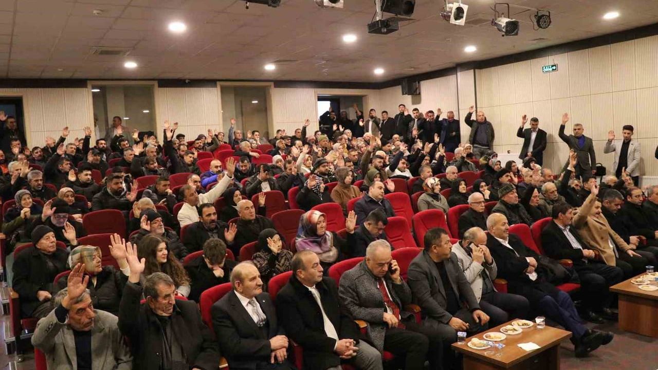 Oltu Esnaf Odası Başkanı Ümmühan Gülsüm Musaoğlu yeniden seçildi