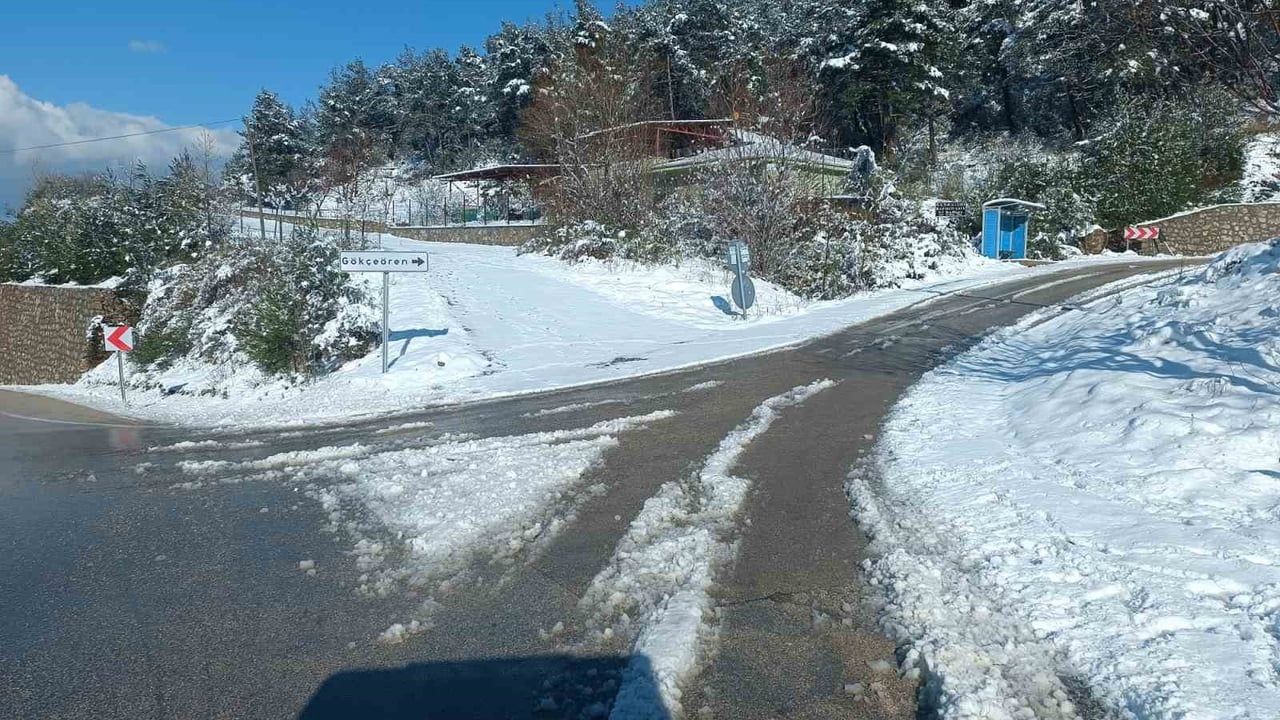 Osmangazi'de Tuzlama Seferberliği Sürüyor