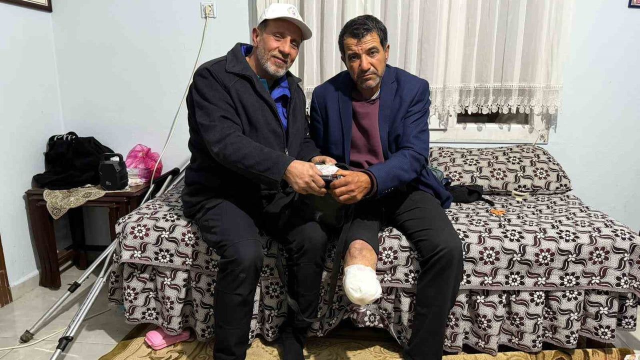 Osmaniye Bahçe’de belediye personeli, engelli vatandaşın kaybettiği parayı bularak ödüllendirildi