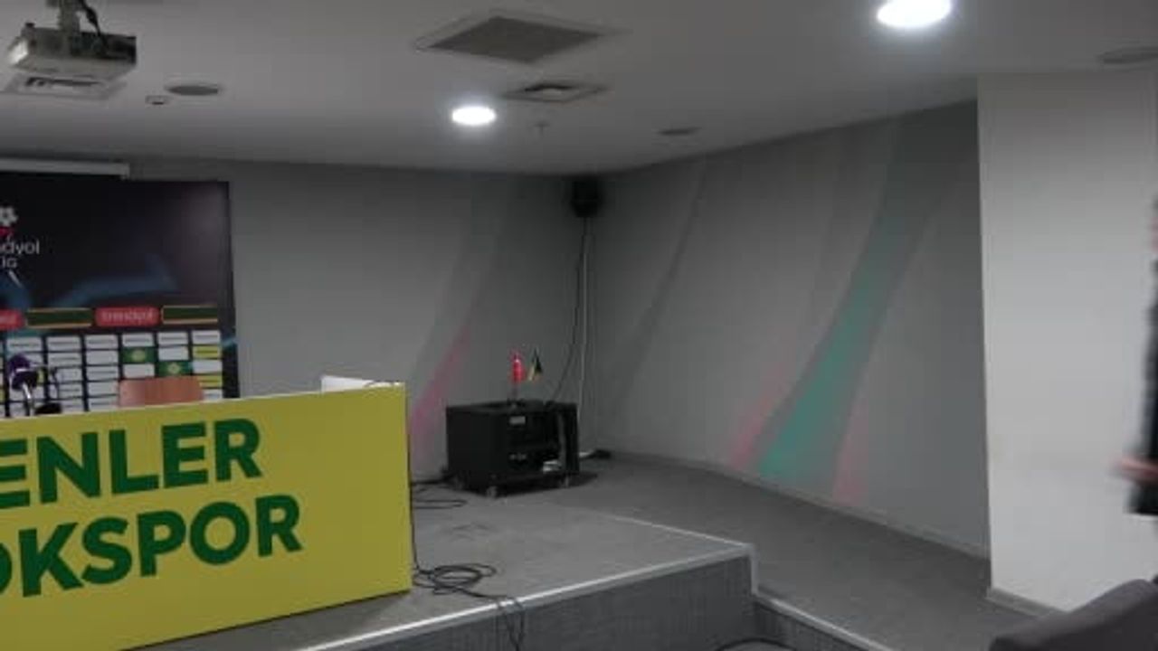 Özköylü: Maçı kaybetmiş 2 puan olarak görüyoruz