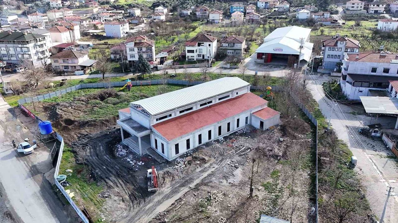 Pamukova Mekece'de sosyal tesis yükseliyor — İnşaatın yüzde 60'ı tamamlandı