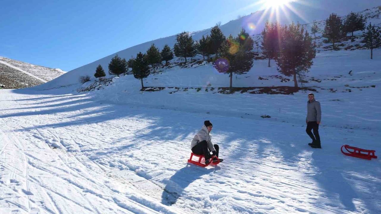 Petek Genç programı ile Ladik Akdağ gezileri başladı
