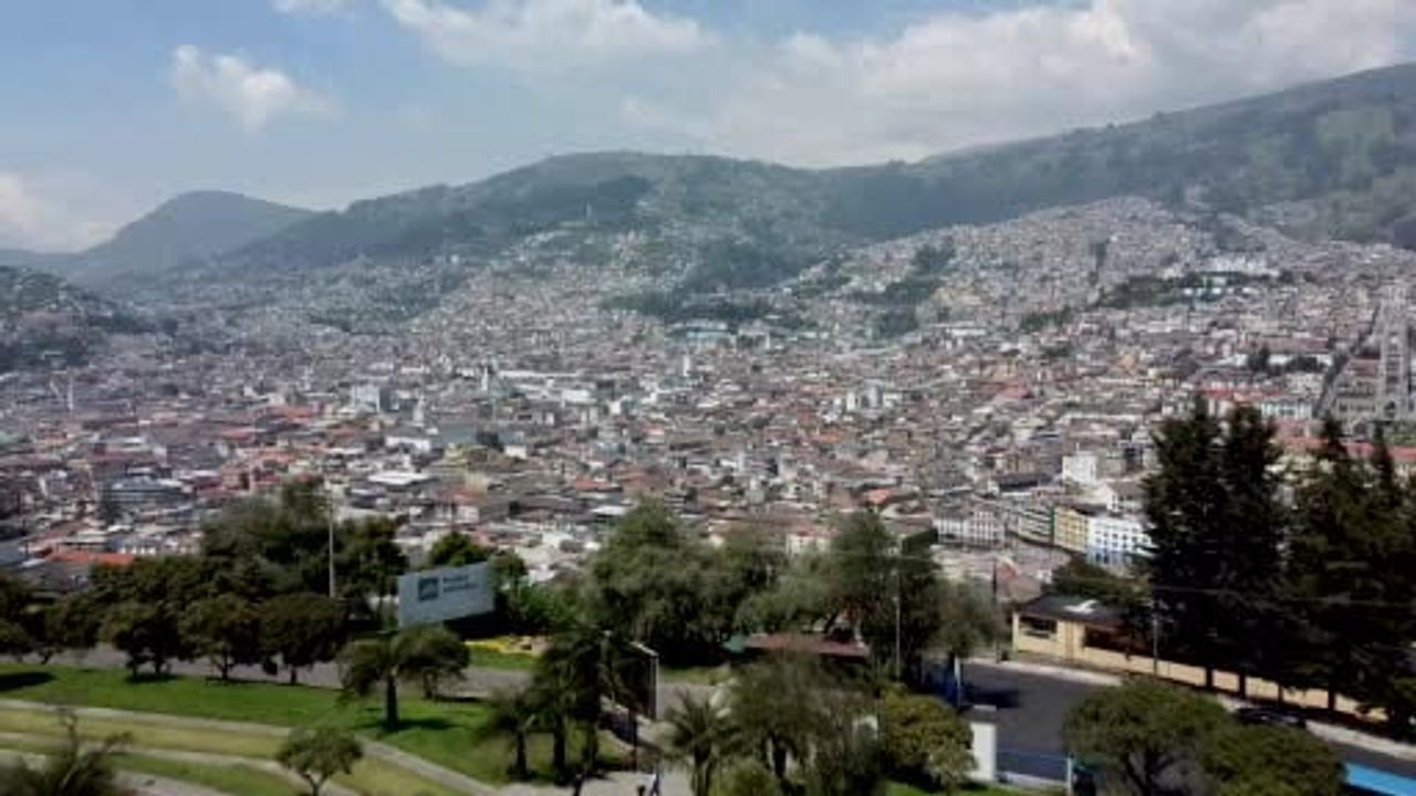 Quito'da Türk Tatları: İbrahim Yegin ve Santa Clara Pazarı'nda Türk Mutfağı