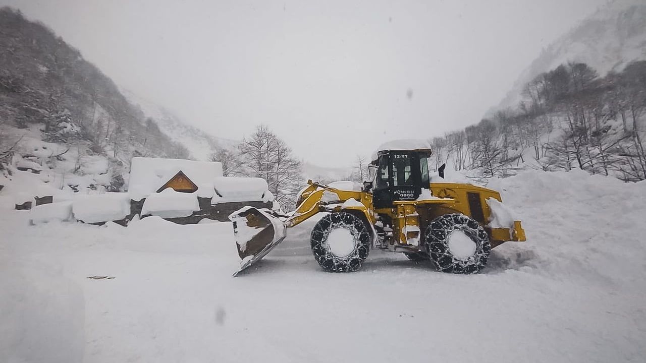 Rize'de 17 köy yolunda ulaşım aksadı