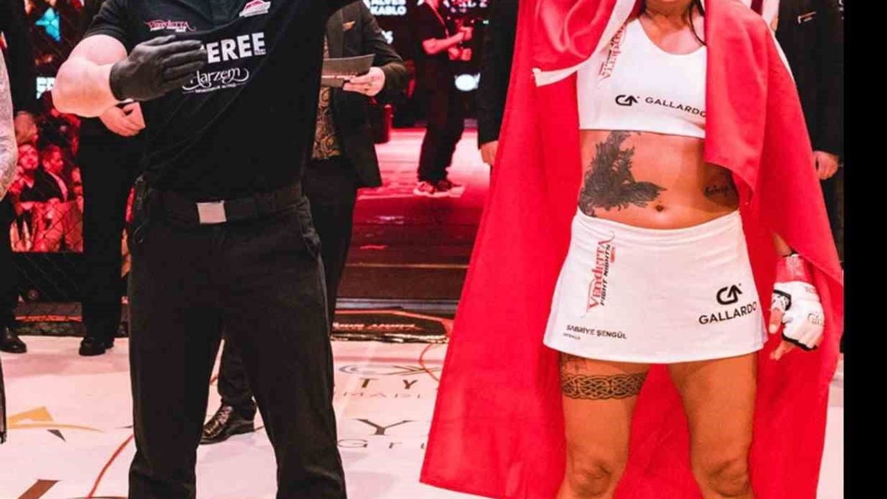 Sabriye Şengül Vendetta Fight Night'ta nakavtla altın kazandı