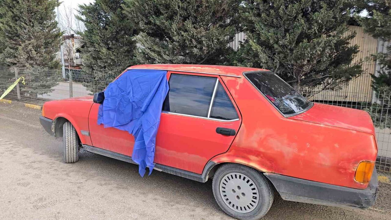 Safranbolu'da direksiyon başında fenalaşan sürücü hayatını kaybetti