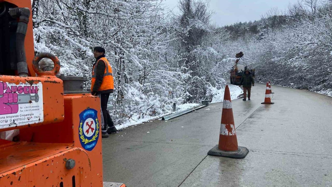 Sakarya’da Karasu ve Kocaali’de toplam 5 bin metreyi aşan oto korkuluk hattı tamamlandı
