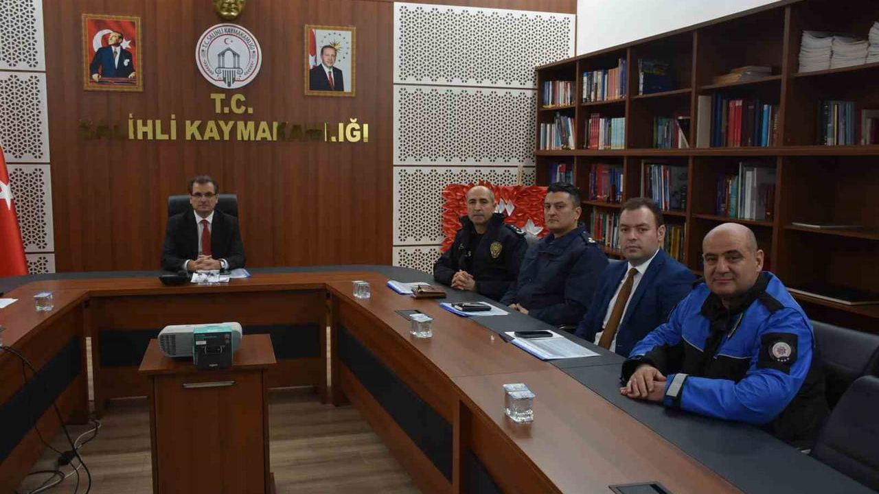 Salihli'de metruk yapıların yüzde 70'i güvenli hale getirildi