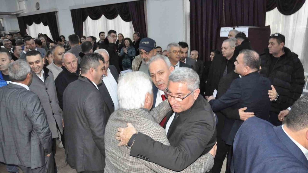 Salihli Kahveciler 3. kez Hakan Yerli'ye emanet