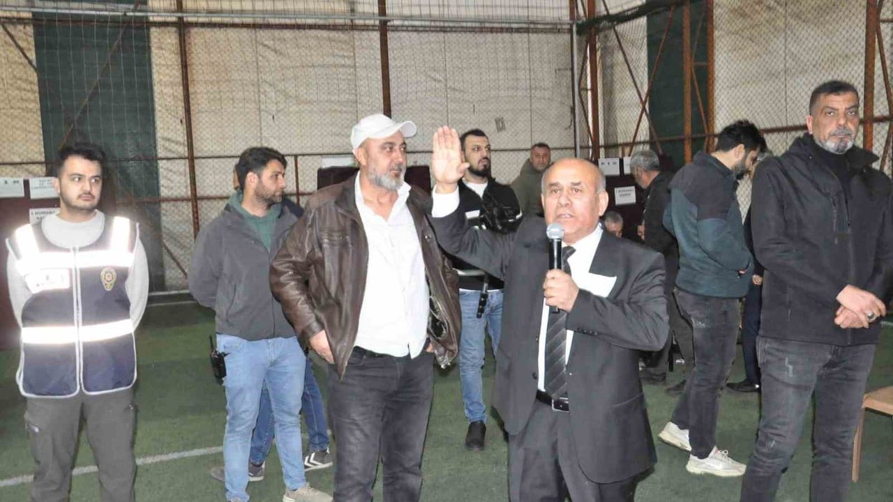 Salihli Madeni Eşya Sanatkarları Esnaf Odası'nda Yüksel Hisar yeniden başkan