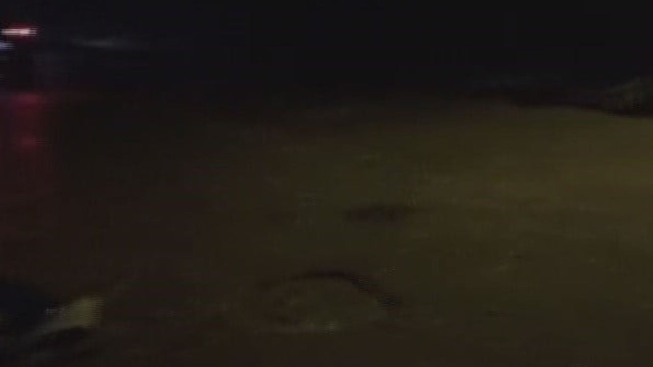 Samandağ Kuşalanı’nda çukura düşen 6 aracın lastik ve jant hasarı