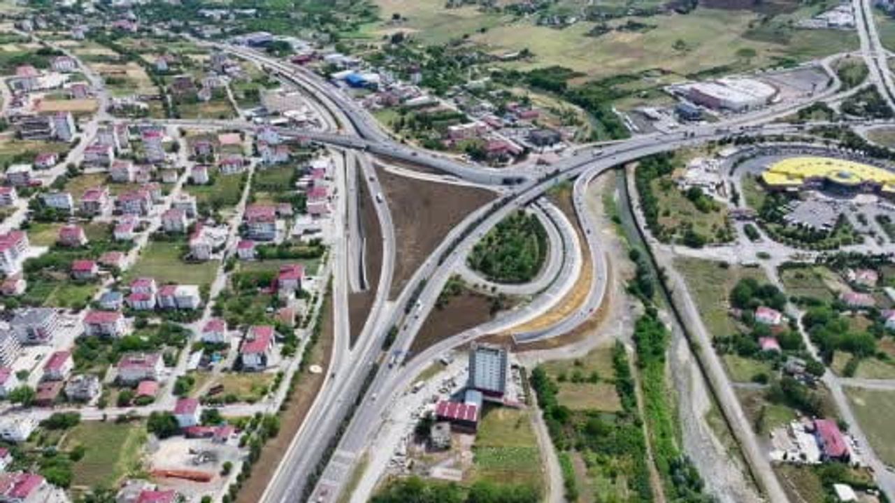 Samsun Batı Çevre Yolu 10 dakikaya inecek; Yeşilkent Kavşağı yıllık 645 milyon lira tasarruf sağlayacak