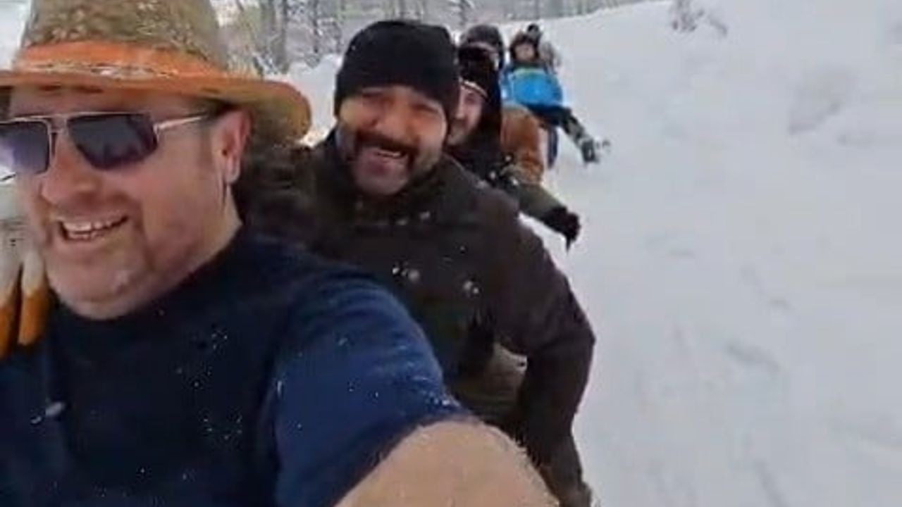 Samsun'da kar eğlencesi: Bidon ve kızaklarla renkli görüntüler